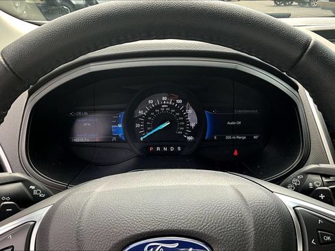 Certified 2023 Ford Edge SEL w/ Convenience Package AWD/4WD image 16