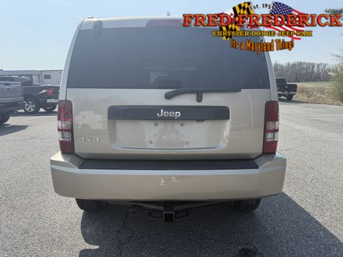 Used 2010 Jeep Liberty Sport w/ Popular Equipment Group image 6