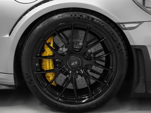 Certified 2018 Porsche 911 GT2 RS w/ Weissach Package image 26