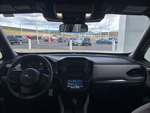 Used 2025 Subaru Forester image 19
