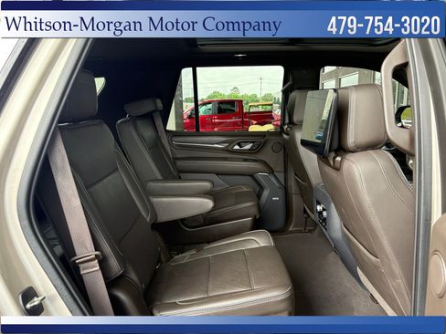 Used 2021 GMC Yukon Denali w/ Denali Premium Package AWD/4WD image 40