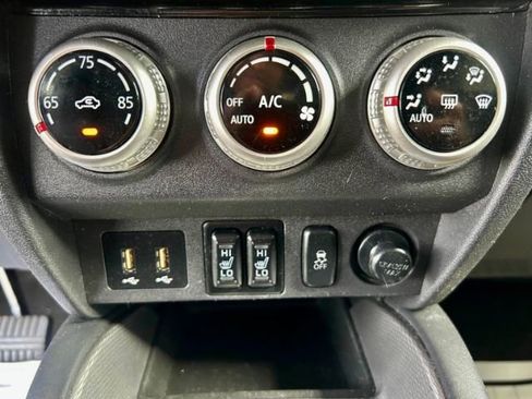 Used 2020 Mitsubishi Outlander Sport ES image 14