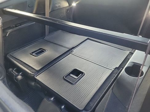 Certified 2021 Cadillac XT6 Premium Luxury image 15