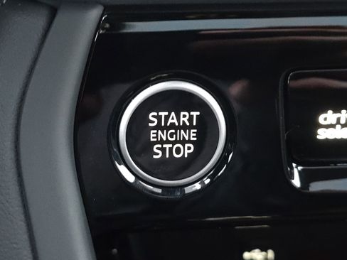 New 2025 Audi Q5 Premium Plus image 26