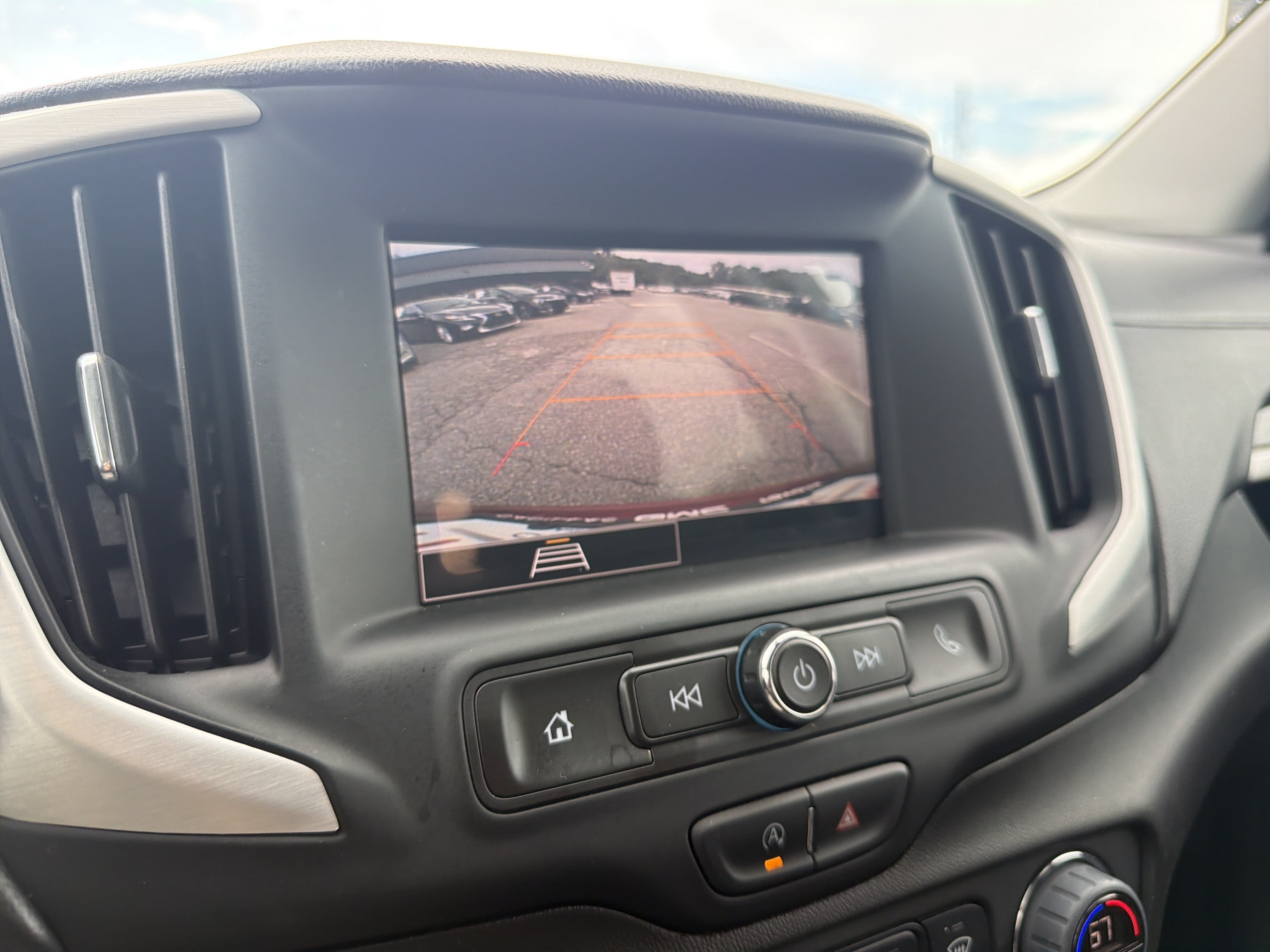 Certified 2023 GMC Terrain SLE w/ Driver Convenience Package FWD image 25