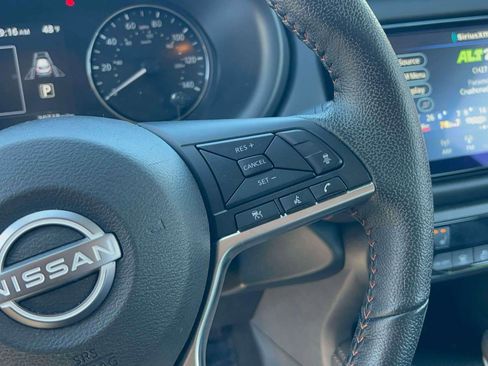 Used 2023 Nissan Kicks SR w/ SR Premium Package FWD image 21