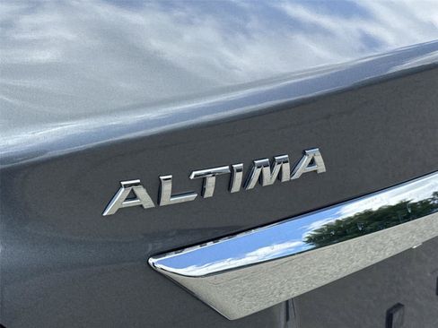 Used 2014 Nissan Altima 2.5 S FWD image 11