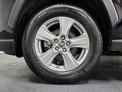 Used 2024 Toyota RAV4 LE AWD/4WD image 6