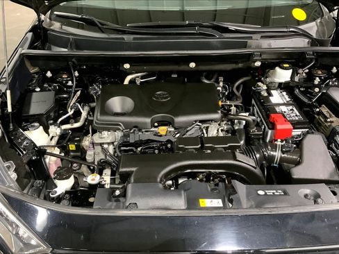 Used 2020 Toyota RAV4 XLE w/ All Weather Liner Package AWD/4WD image 32
