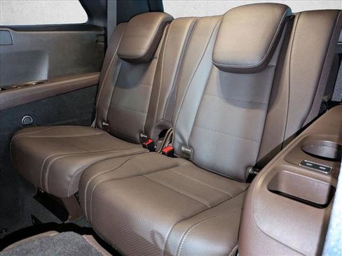 Used 2022 Mercedes-Benz GLS 450 4MATIC image 20