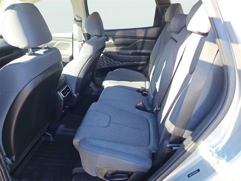 Used 2023 Hyundai Santa Fe SEL image 33