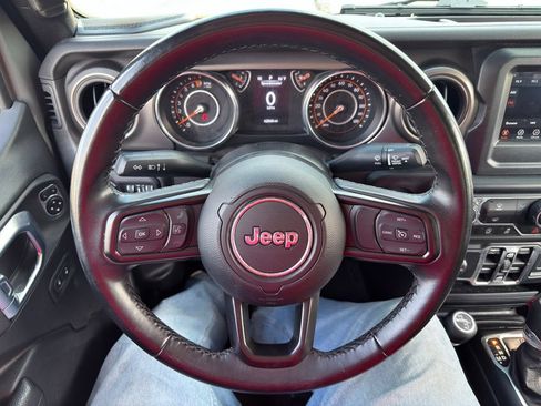 Used 2022 Jeep Gladiator Overland AWD/4WD image 34