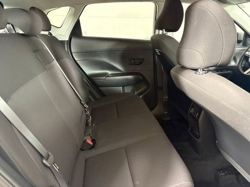 Used 2025 Hyundai Kona SEL FWD image 15