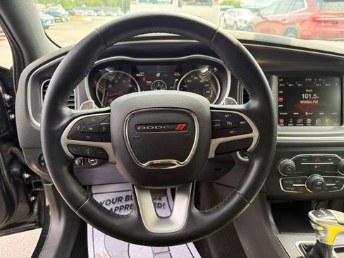 Used 2016 Dodge Charger R/T RWD image 15