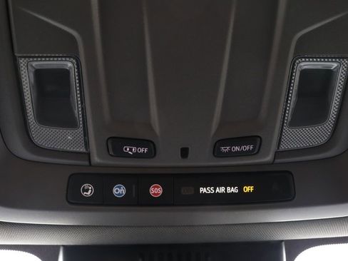 Used 2025 Chevrolet Silverado 1500 W/T image 19