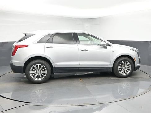 Used 2019 Cadillac XT5 Luxury FWD image 9