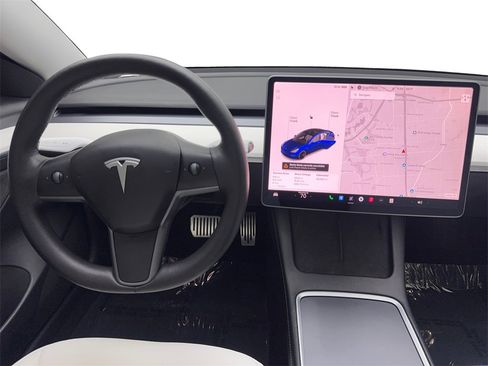 Used 2021 Tesla Model 3 Performance image 53