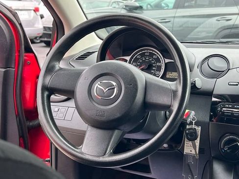 Used 2011 MAZDA MAZDA2 Sport FWD image 14