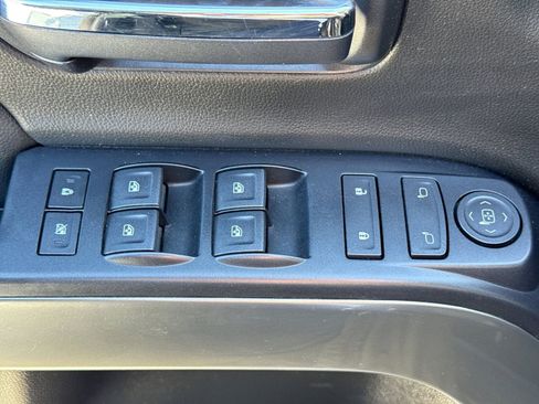 Used 2018 Chevrolet Silverado 1500 LT w/ All Star Edition AWD/4WD image 20