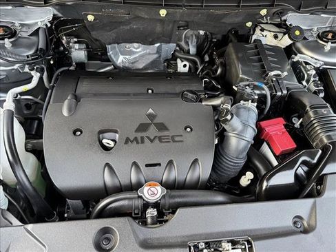 Used 2024 Mitsubishi Outlander Sport SE image 22