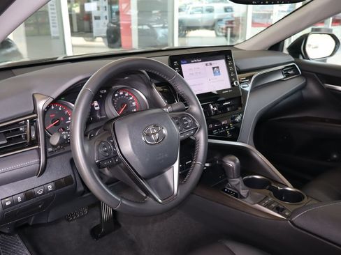 Used 2024 Toyota Camry XSE FWD image 16