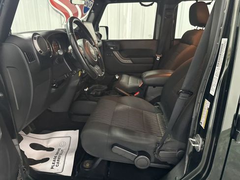Used 2012 Jeep Wrangler Unlimited Sport AWD/4WD image 10