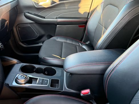 Used 2023 Ford Escape ST-Line w/ Tech Pack #1 image 23