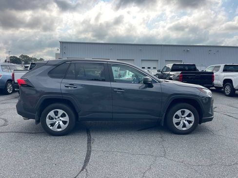 Used 2025 Toyota RAV4 LE AWD/4WD image 6