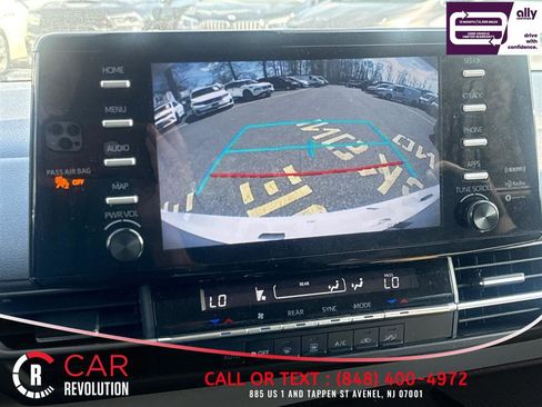 Used 2023 Toyota Sienna LE image 16