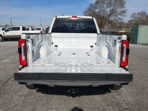 Used 2025 Ford F450 Platinum w/ Platinum Plus Package image 11