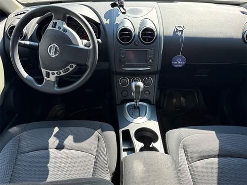 Used 2011 Nissan Rogue SV w/ Premium Pkg image 11