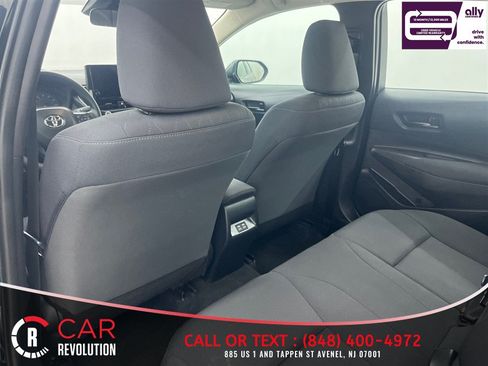 Used 2024 Toyota Corolla LE FWD image 37