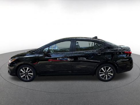 Used 2025 Nissan Versa SV FWD image 4