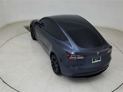 Used 2025 Tesla Model Y Long Range image 78