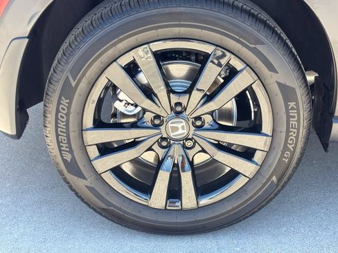 Certified 2026 Honda HR-V Sport image 7