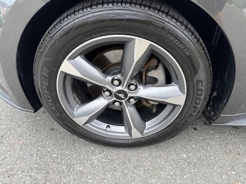 Used 2016 Ford Mustang Coupe w/ Equipment Group 051A RWD image 11