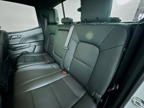 New 2025 GMC Canyon Elevation w/ Convenience Package image 22