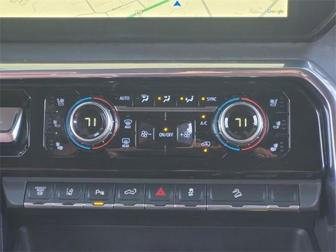 Used 2024 GMC Sierra 2500 Denali Ultimate image 14