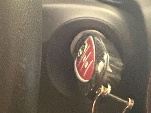 Used 2015 Alfa Romeo 4C Launch Edition w/ Convenience Group image 16