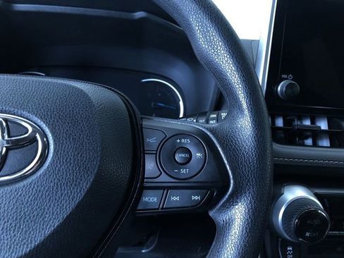 Certified 2025 Toyota RAV4 XLE image 26