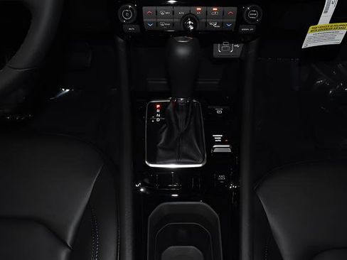 New 2026 Jeep Compass Limited AWD/4WD image 17