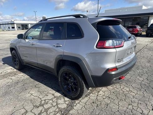 Used 2021 Jeep Cherokee Trailhawk w/ Comfort/Convenience Group AWD/4WD image 6