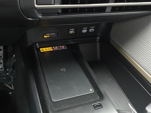 Certified 2026 Toyota Camry SE FWD image 17