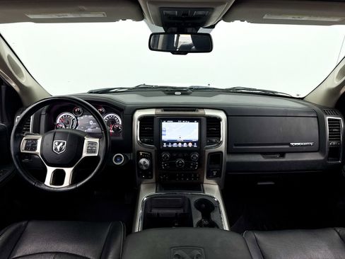 Used 2017 RAM 1500 Laramie w/ Convenience Group image 19