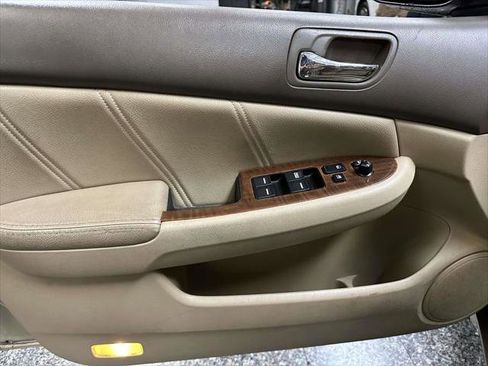 Used 2007 Honda Accord EX image 13