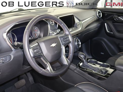 Certified 2022 Chevrolet Blazer Premier w/ Enhanced Convenience Package image 11