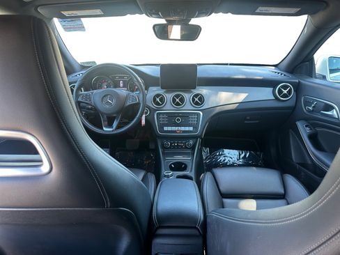 Used 2019 Mercedes-Benz CLA 250 image 10