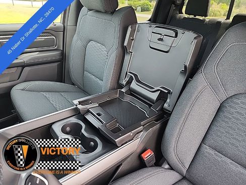 New 2026 RAM 1500 4x4 Crew Cab image 27