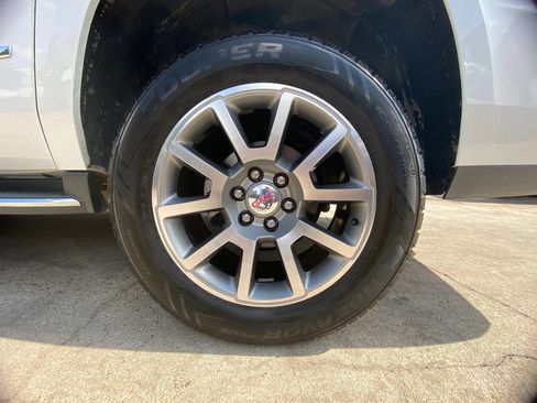 Used 2016 GMC Yukon XL Denali w/ Open Road Package AWD/4WD image 11