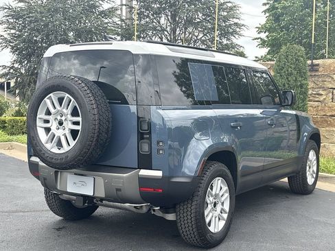 Used 2026 Land Rover Defender 110 S AWD/4WD image 3